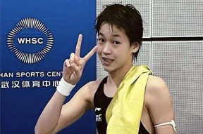 华体会app-泳坛新星崭露头角，刷新全国记录