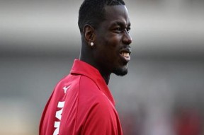 华体会登录-关于曼联战平拜仁，博格巴梅开二度英超的信息