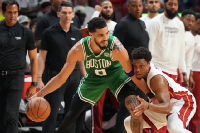 华体会网址-关于NBA东部联盟决赛:凯尔特人队晋级决赛的信息 第2张 华体会网址-关于NBA东部联盟决赛:凯尔特人队晋级决赛的信息 第2张