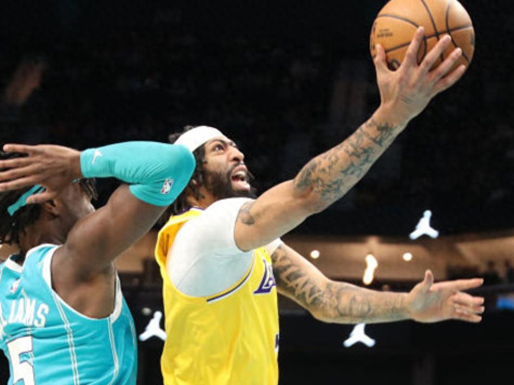 华体会下载-球星比赛状态飙升,带领球队豪取胜利的简单介绍 第1张 华体会下载-球星比赛状态飙升,带领球队豪取胜利的简单介绍 第1张